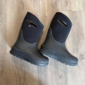 Bogs Kids Black Waterproof Pull-On Snow/Rain Boots